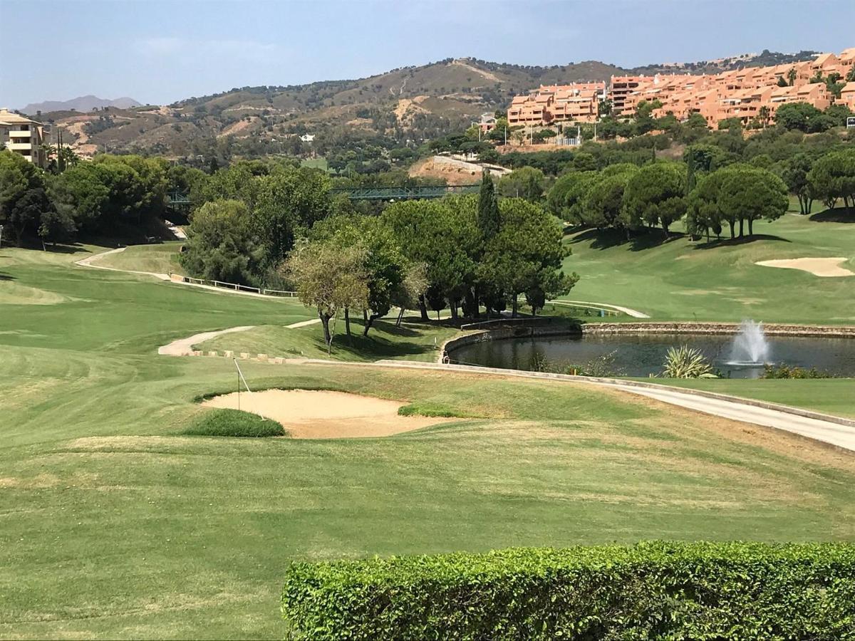 Ample Luxury Apart Fancy Marbella Golf & Padel Exterior photo
